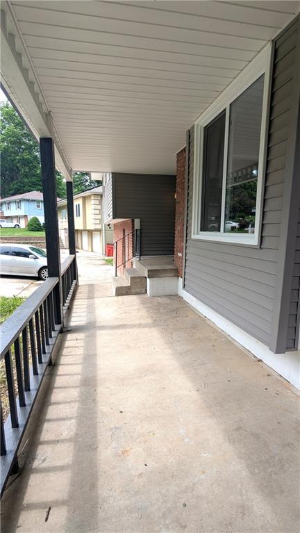 2005 N Plymouth Road