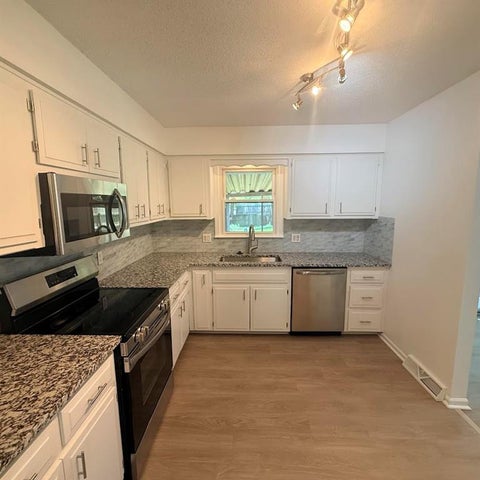 Tiny photo for 709 Elm Street, Liberty, MO 64068 (MLS # 2629045)