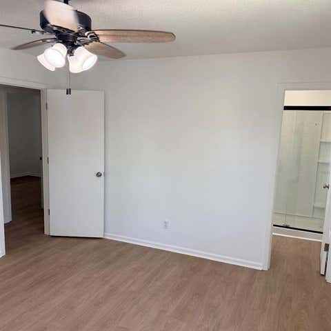 Tiny photo for 709 Elm Street, Liberty, MO 64068 (MLS # 2629045)