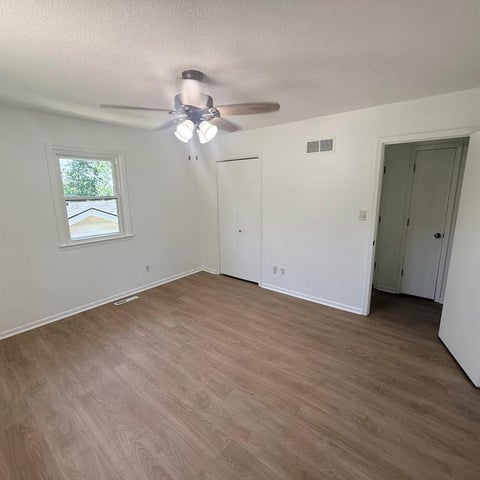 Tiny photo for 709 Elm Street, Liberty, MO 64068 (MLS # 2629045)