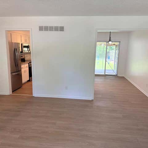 Tiny photo for 709 Elm Street, Liberty, MO 64068 (MLS # 2629045)