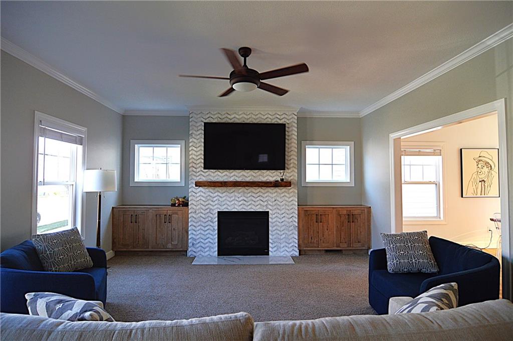 920 SW Ovation Drive