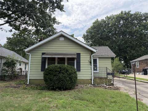 Photo of 810 S Raymond Street, Independence, MO 64050 (MLS # 2637436)