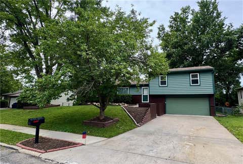 Photo of 1607 W 28 Terrace, Lawrence, KS 66046 (MLS # 2628205)