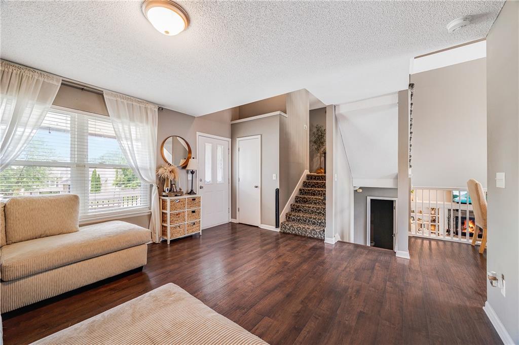 257 NE Chateau Drive