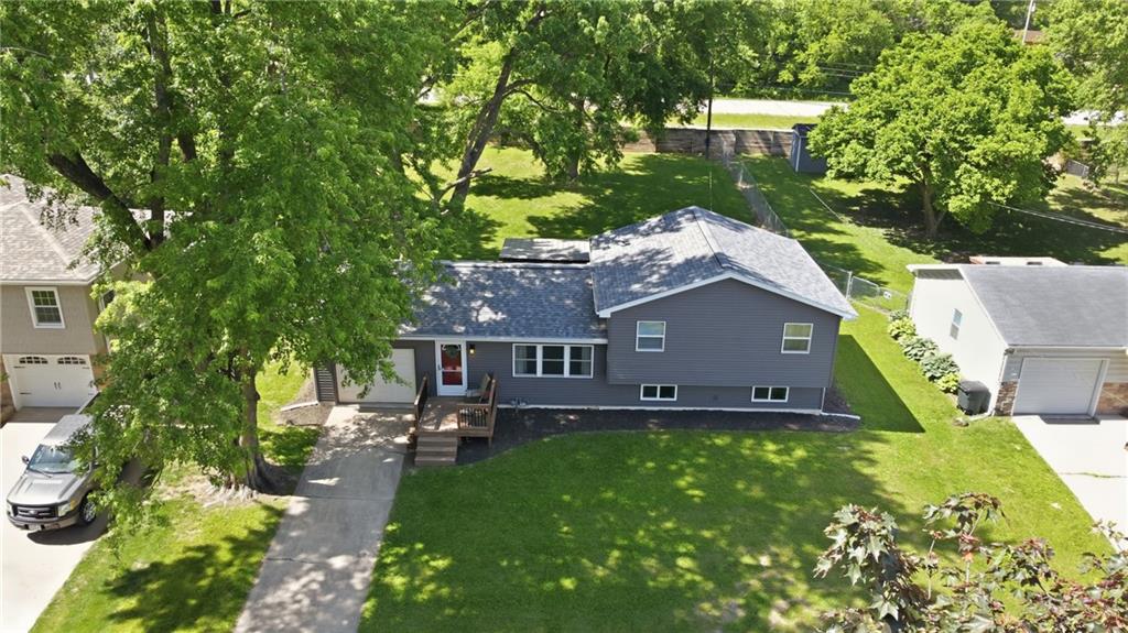 1522 Frankie Lane
