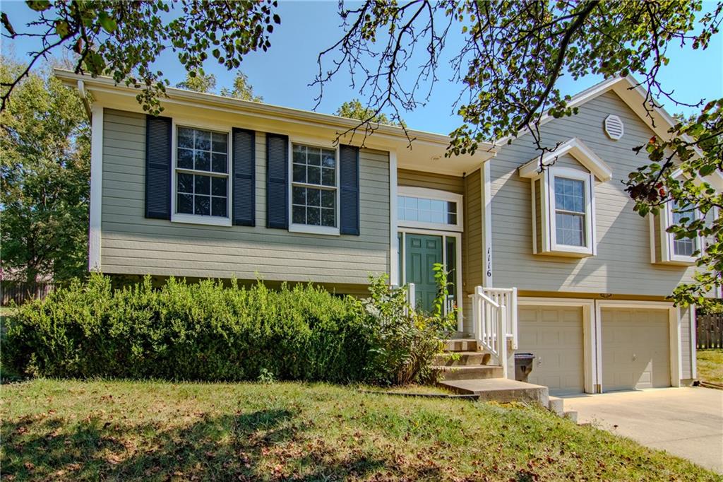 Photo of 1116 Adams Circle, Pleasant Hill, MO 64080 (MLS # 2643291)