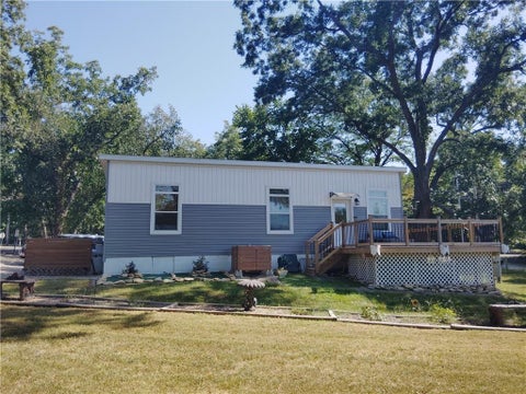 Photo of 82 N Linn Valley Drive, Linn Valley, KS 66040 (MLS # 2637558)