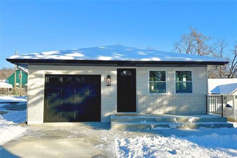 208 E 80th Terrace Kansas City MO 64114