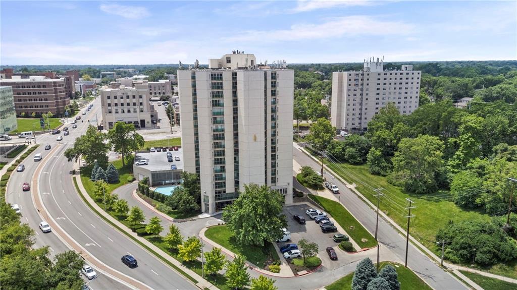 3838 Rainbow Boulevard 1402