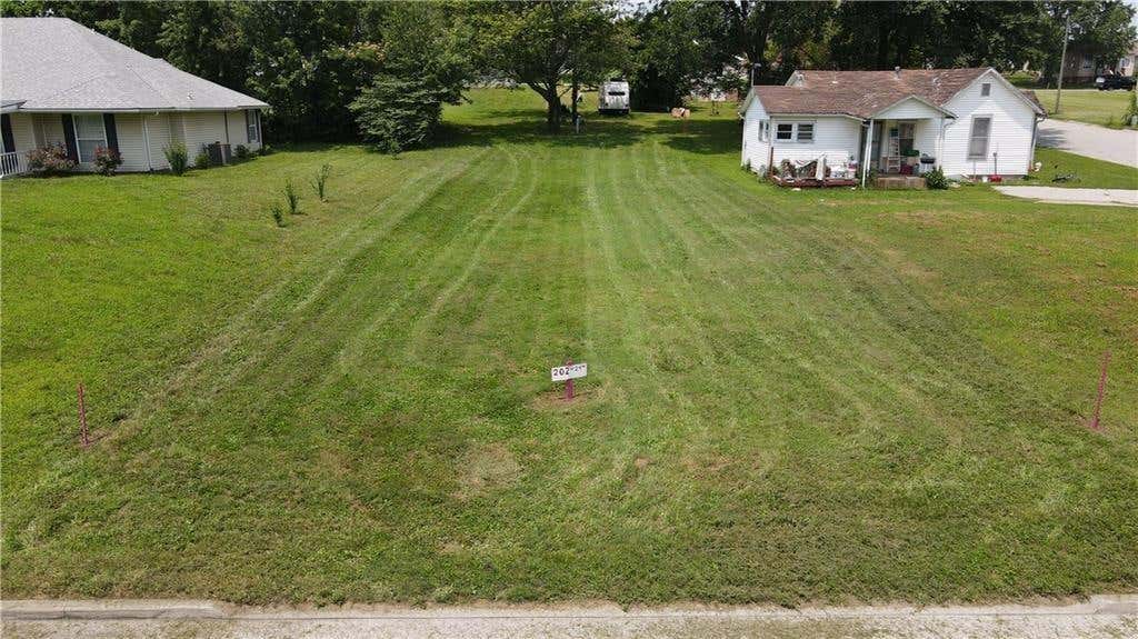 Photo of 202 W 24th Street, Higginsville, MO 64037 (MLS # 2632536)