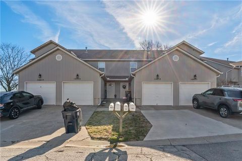 10631-10637 N Locust Court Kansas City MO 64155