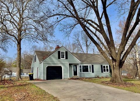 2318 NE Pence Avenue, Kansas City, MO 64118 - #: 2449769