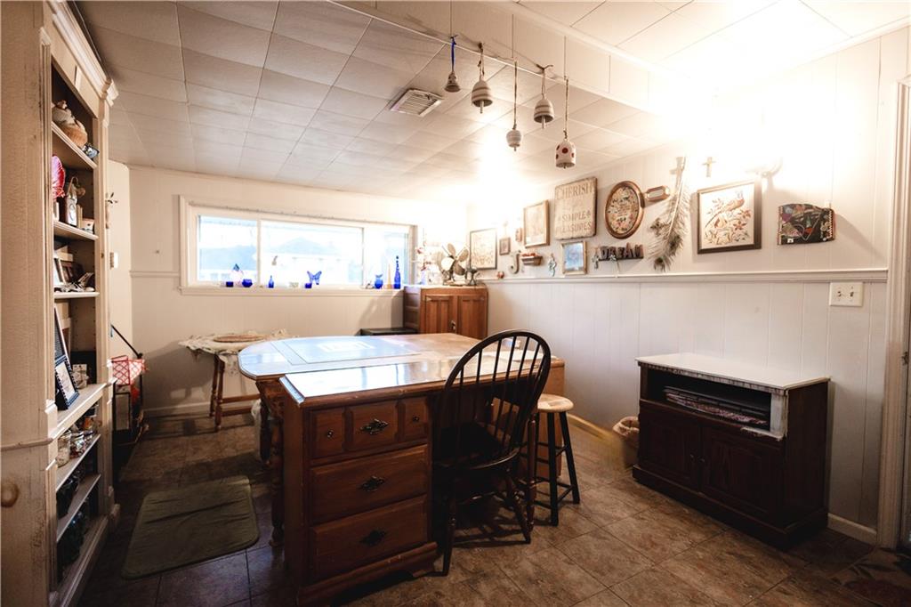 St Joseph, Missouri 64506, United States, 3 Bedrooms Bedrooms, ,2 BathroomsBathrooms,Residential,Active,248928