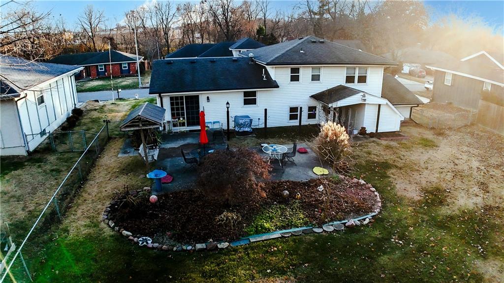 St Joseph, Missouri 64506, United States, 3 Bedrooms Bedrooms, ,2 BathroomsBathrooms,Residential,Active,248928