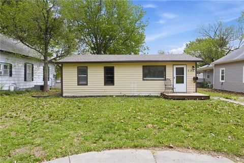 735 S Willow Street, Ottawa, KS 66067 - MLS#: 2613952