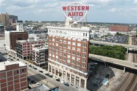 2107 Grand Avenue Unit 301, Kansas City, MO 64108 - #: 2575840