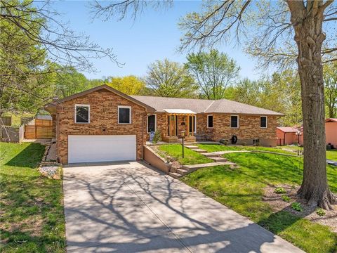 2127 S 15th Street Leavenworth KS 66048