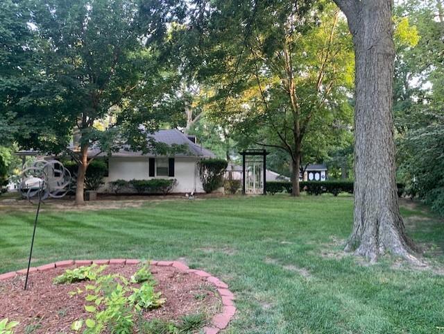 Shawnee, Kansas 66203, United States, 3 Bedrooms Bedrooms, ,2 BathroomsBathrooms,Residential,Pending,212088