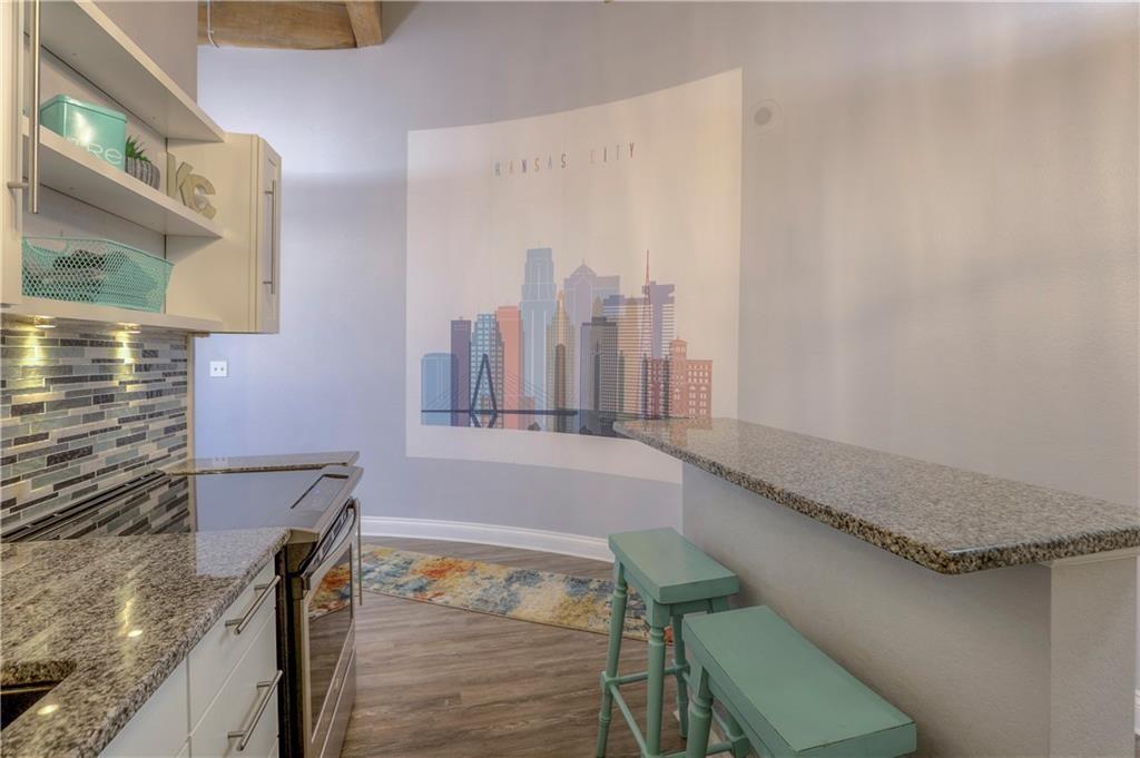 308 W 8th Street 420
