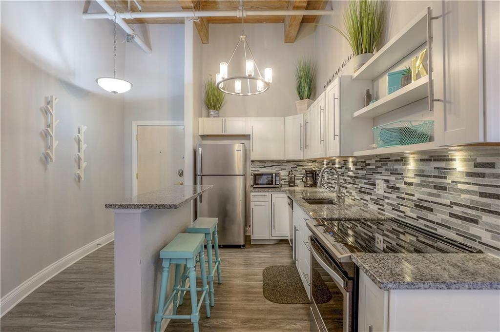 308 W 8th Street 420