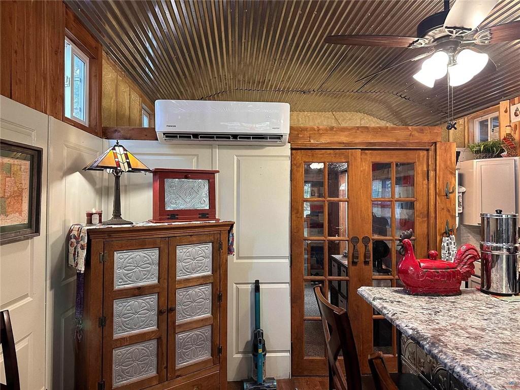 10910 Watchtower Lane