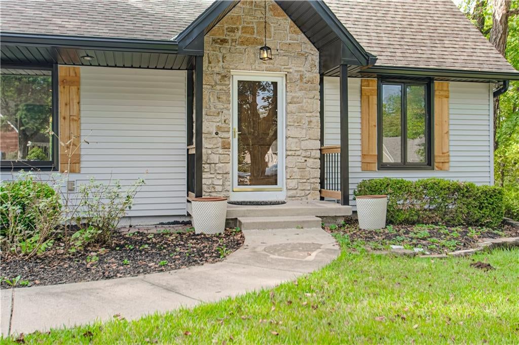6655 OAK RIDGE Drive