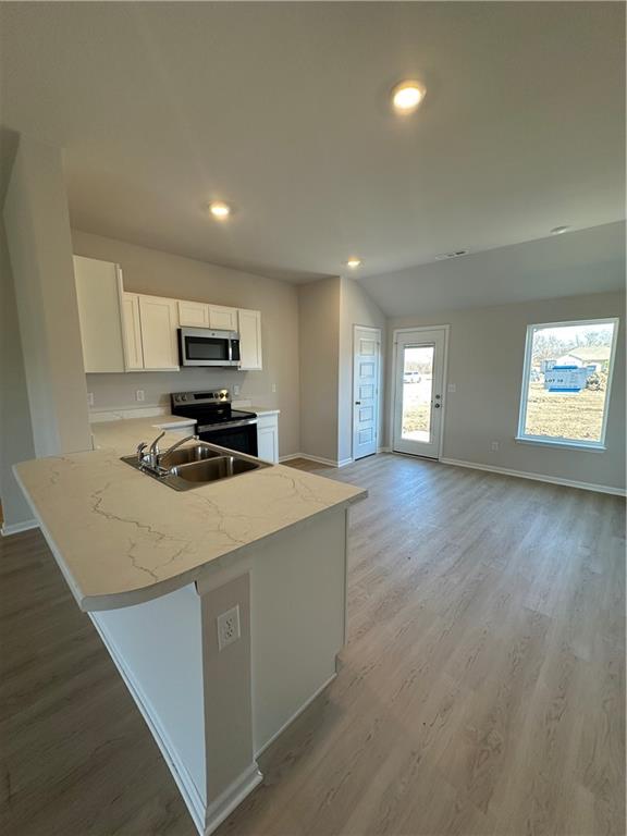 20801 Fairview Street