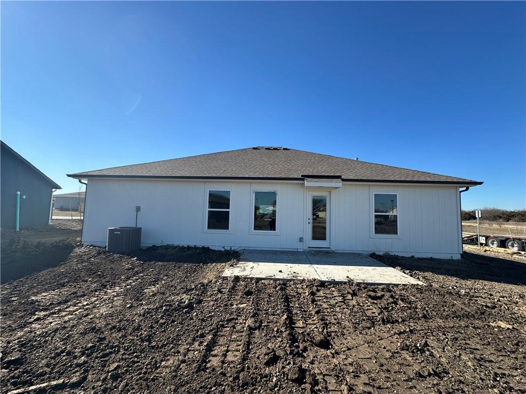 20801 Fairview Street