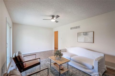 Tiny photo for 924 Shilo Court, Liberty, MO 64068 (MLS # 2610673)