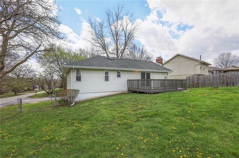 Tiny photo for 924 Shilo Court, Liberty, MO 64068 (MLS # 2610673)