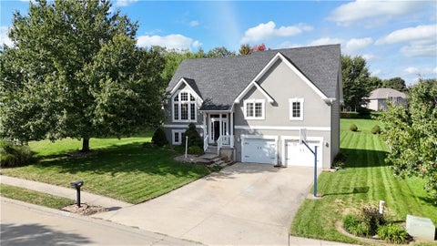 Photo of 4217 N Devonshire Drive, St Joseph, MO 64506 (MLS # 2644500)