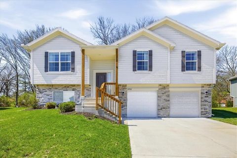 MLS: 2608423