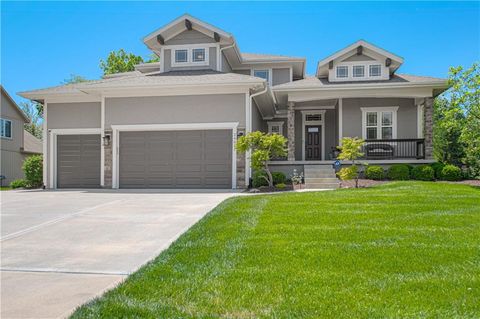 Photo of 24031 W 121st Street, Olathe, KS 66061 (MLS # 2620043)
