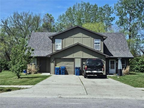 448 Spring Avenue Liberty MO 64068