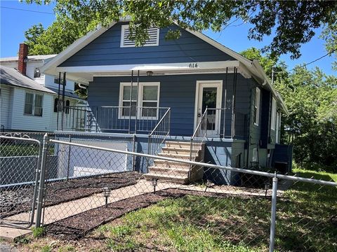 614 E Lexington Street, Independence, MO 64050 - #: 2551832