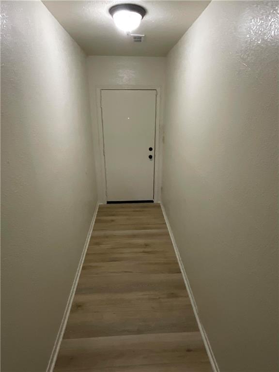 1000 W LINDEN Avenue