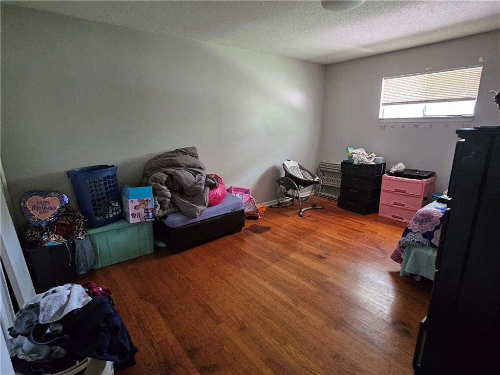1606 W 24TH Terrace