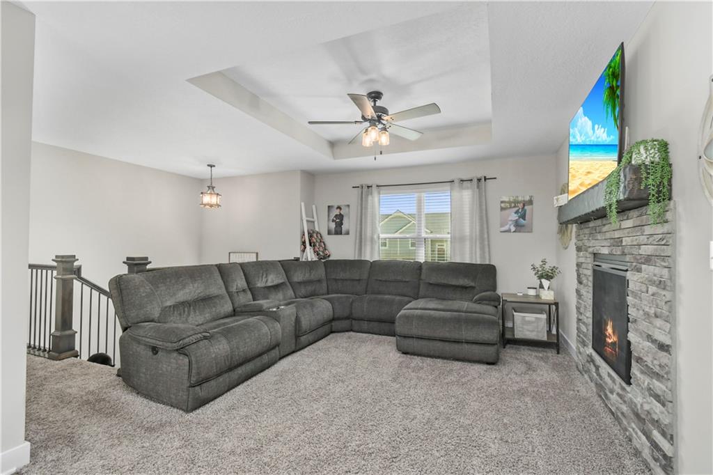 506 SW Meadowood Drive