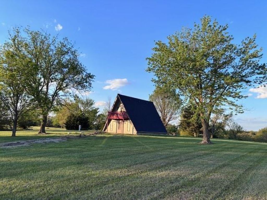 Photo of 120 Hideaway Road, Gallatin, MO 64640 (MLS # 2618117)