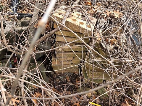 Tiny photo for 1125 Elizabeth Street, Liberty, MO 64068 (MLS # 2605656)