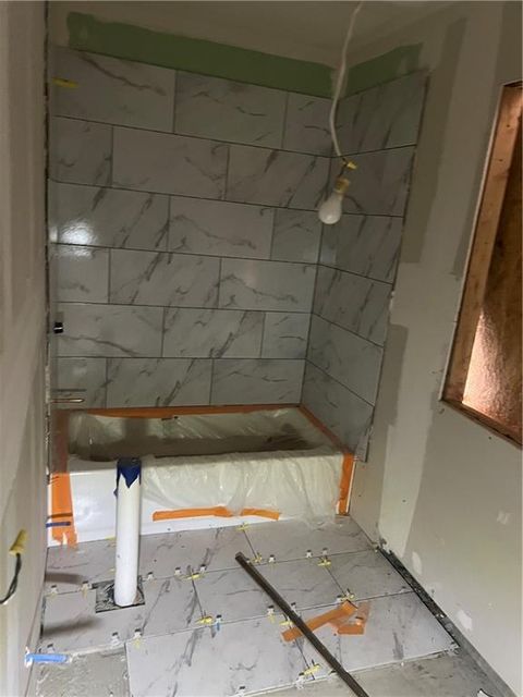 Tiny photo for 1125 Elizabeth Street, Liberty, MO 64068 (MLS # 2605656)