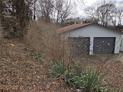 Tiny photo for 1125 Elizabeth Street, Liberty, MO 64068 (MLS # 2605656)