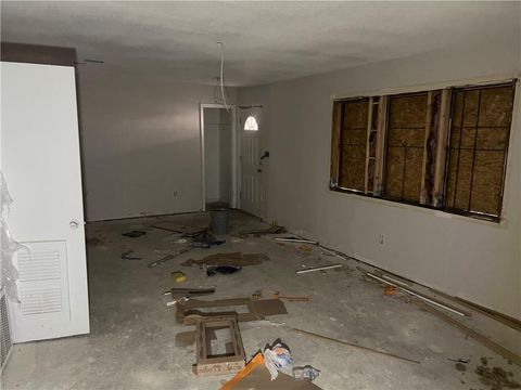 Tiny photo for 1125 Elizabeth Street, Liberty, MO 64068 (MLS # 2605656)