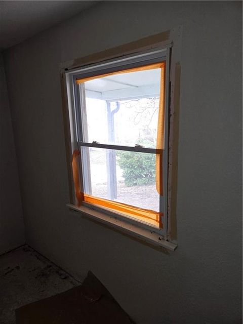 Tiny photo for 1125 Elizabeth Street, Liberty, MO 64068 (MLS # 2605656)