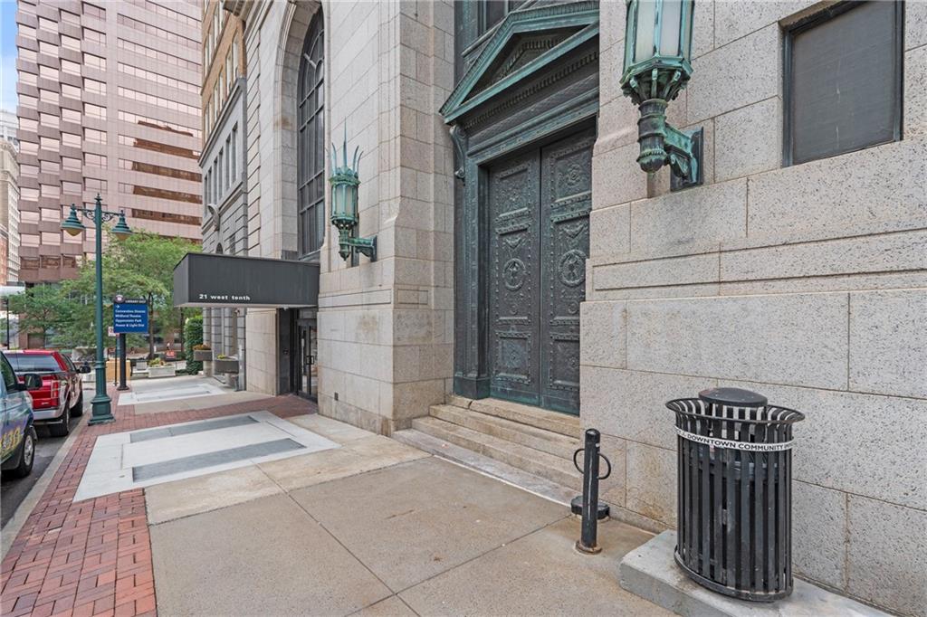 21 W 10th Street 9D