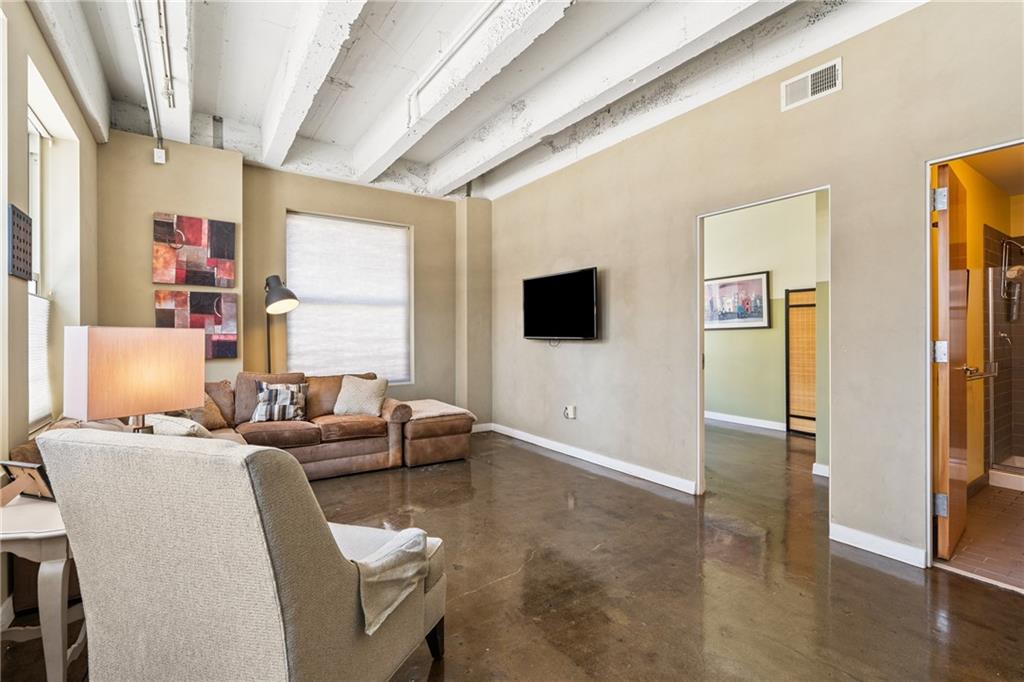 21 W 10th Street 9D