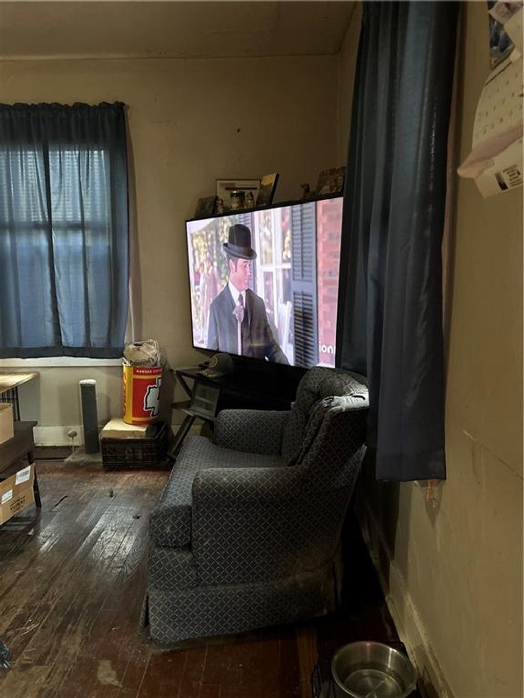 Photo of 605 Pennsylvania Street, Leavenworth, KS 66048 (MLS # 2591030)