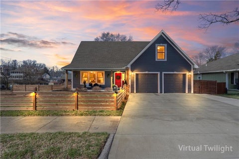 Photo of 715 S 4th Street, Atchison, KS 66002 (MLS # 2638983)
