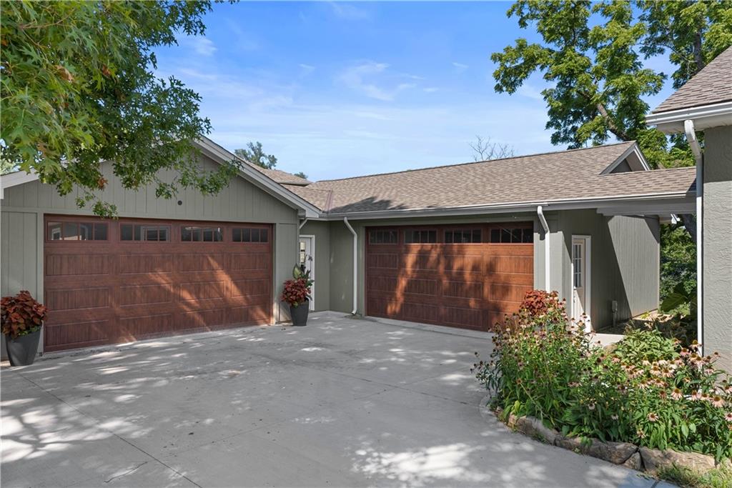 1525 NE Ozark Drive